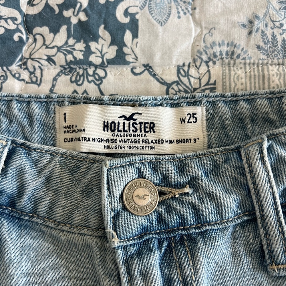 Hollister Women's Light Blue Jean Shorts with Patchwork Size 1 W 25 100% Cotton - Picture 4 of 5